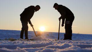 Eksi 20 derecede Eskimo usulü balık avı 