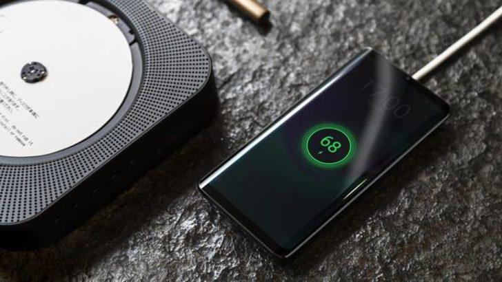 Çinlilər dünyada görülməmiş yeni telefon icad etdi