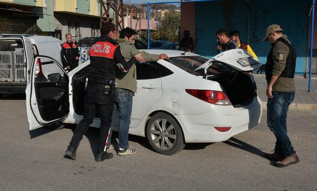 Adana'da 500 polisle asayiş ve narkotik uygulaması