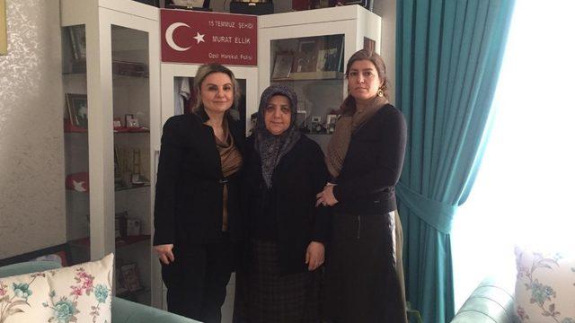 Vali Memiş’in eşi Sibel İnci Memiş,  şehit ailelerini yalnız bırakmıyor