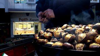 Fiyatı kırımızı eti solladı! Kestanenin kilosu 60 liraya çıktı