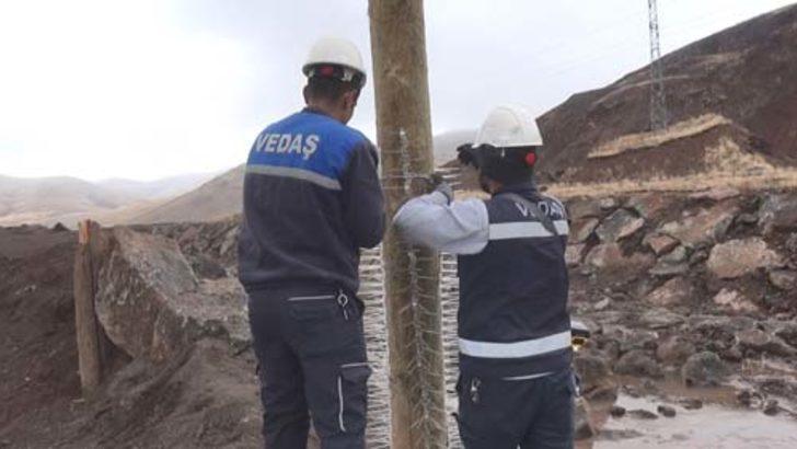 Gece mağaralarından tek tek inip... G4