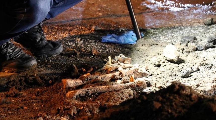 Kırklareli'nde bir okul bahçesinde yapılan kazı çalışmaları sırasında kafatası bulundu