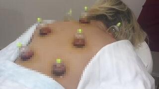 Yeliz Yeşilmen hacamat yaptırırken çekilen videosuyu paylaştı