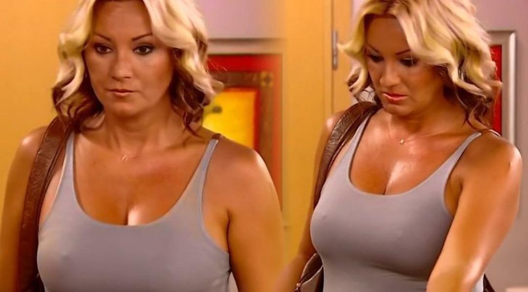 Pınar Altuğ bornozlu ve makyajsız haliyle olay oldu