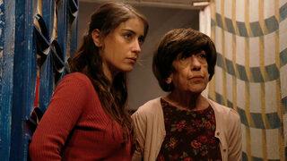 Hazal Kaya'dan Ayşen Gruda çıkışı!