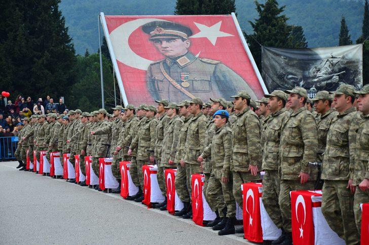 Yemin eden askerden törende evlilik teklifi G3