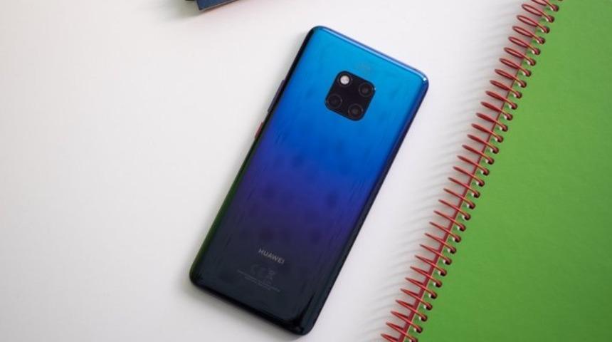 Huawei katlanabilir ekranlı telefonunu tanıtacak!