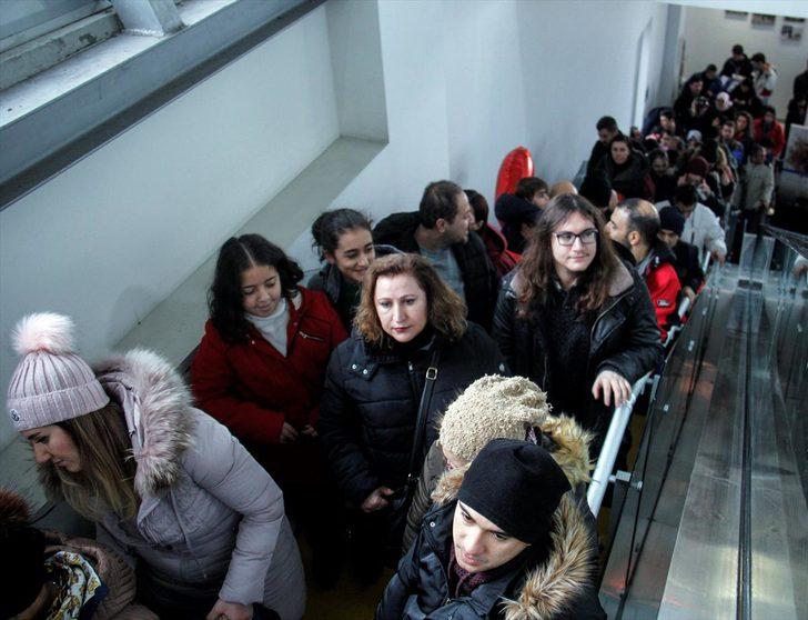 Kuyruğun ucu bucağı görünmedi...  G4