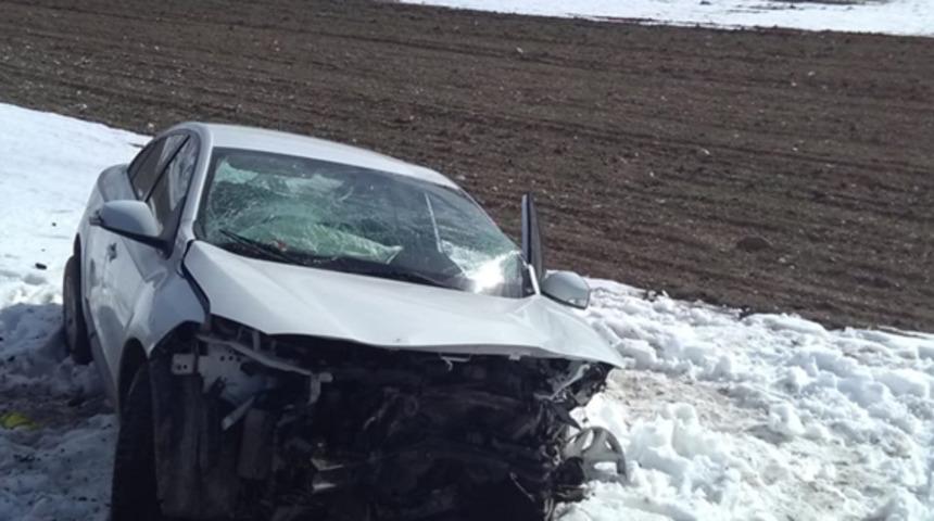 Nevşehir'de ger&ccedil;ekleşen kazada 2 kişi &ouml;ld&uuml;, 4 kişi yaralandı