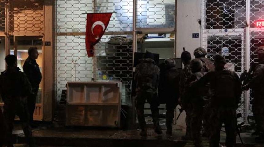 Polise direnen hırsıza 'Özel Harekat' müdahalesi! Operasyon düzenlendi