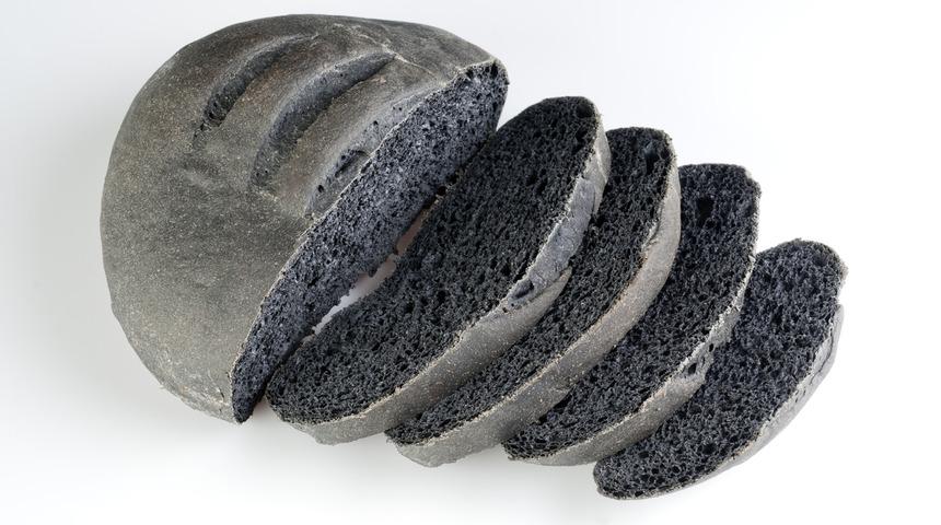 Ekmeğin içine de girdi! Hamurunda bakın ne var... 