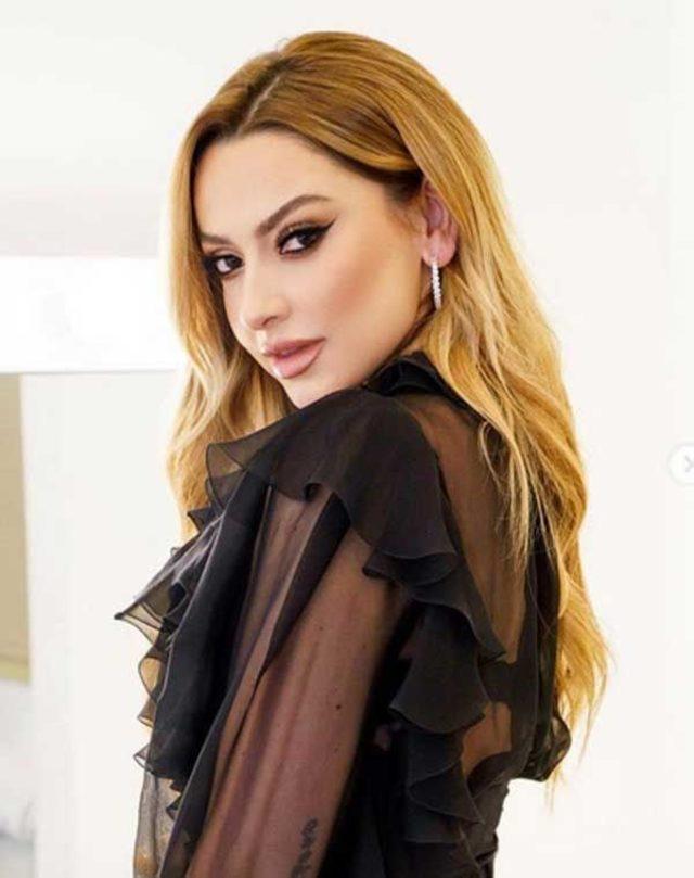 Hadise nin 22 bin TL lik O Ses Türkiye stili 3