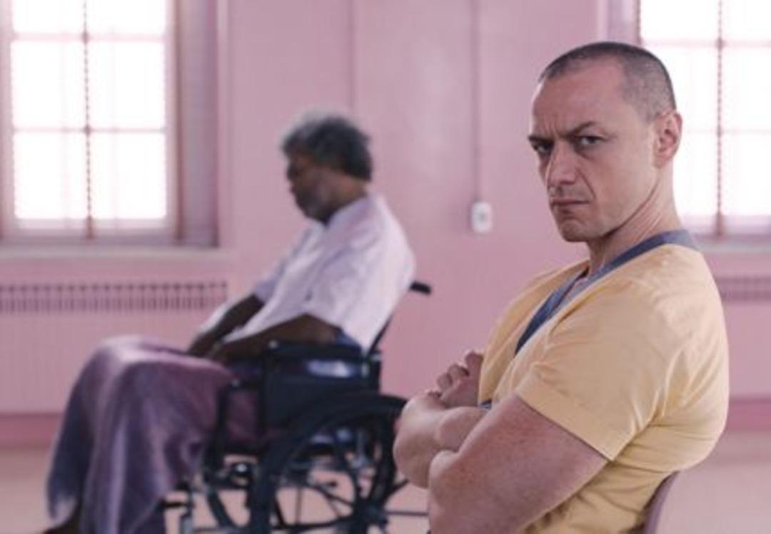 Glass zirveye demirledi