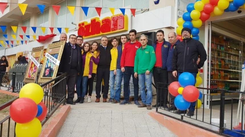 &Ouml;zhan Market&rsquo;ten İhsaniye&rsquo;ye ikinci mağaza