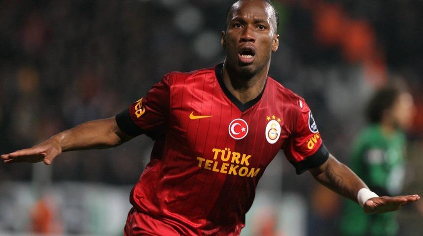 Drogba'nın eşini aldattığı görüntüler ortaya çıktı