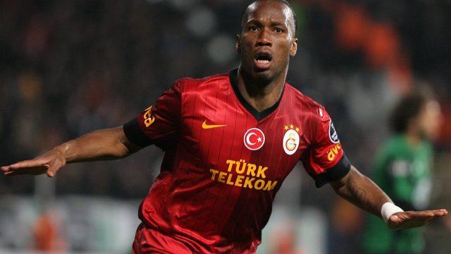 Drogba'nın eşini aldattığı görüntüler ortaya çıktı