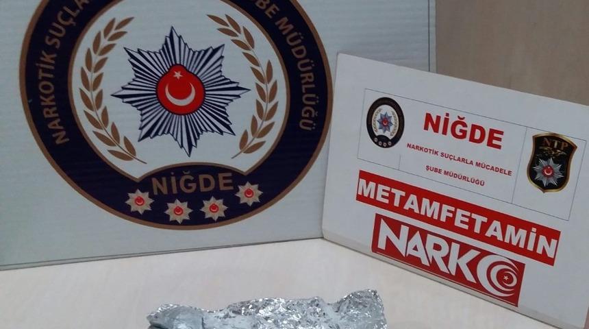 Uyuşturucu tacirleri polis tarafından yakalandı
