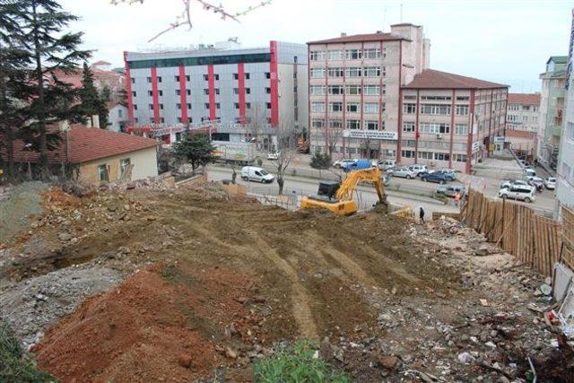 Ertuğrulgazi Camii inşaatında hafriyat çalışmaları başladı