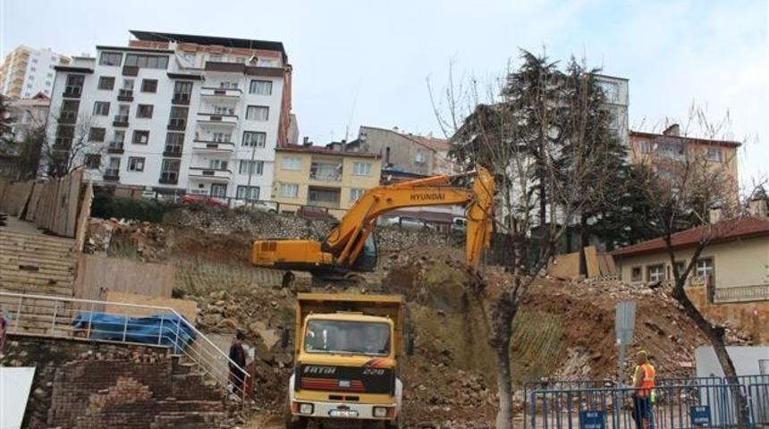 Ertuğrulgazi Camii inşaatında hafriyat &ccedil;alışmaları başladı