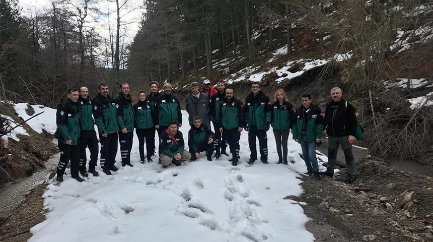 Acil Yardım Ekibi Akdağ&rsquo;ın zirvesine &ccedil;ıktı