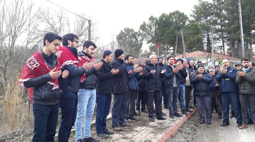 Yeşil&ccedil;ay&rsquo;da askerler dualarla uğurlandı