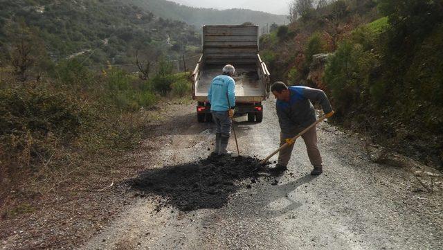 Alanya’da yağmur sonrası çalışmalara başlandı