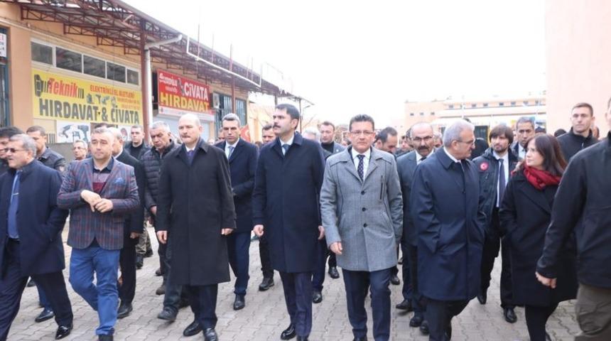 AK Partili Usta ve Uslu, Buse Acar&rsquo;ın babasını ziyaret etti