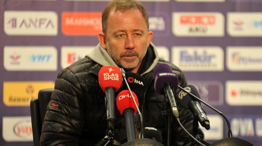 Sergen Yal&ccedil;ın: Kendimizi biraz yukarı attığımız i&ccedil;in mutluyuz