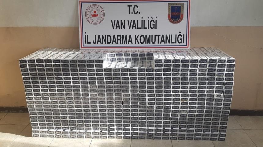 Van&rsquo;da ka&ccedil;ak sigara ve &ccedil;ay operasyonu