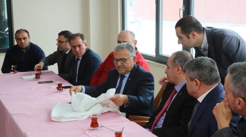 Melikgazi Belediyesinden doğa dostu bez &ccedil;antalar