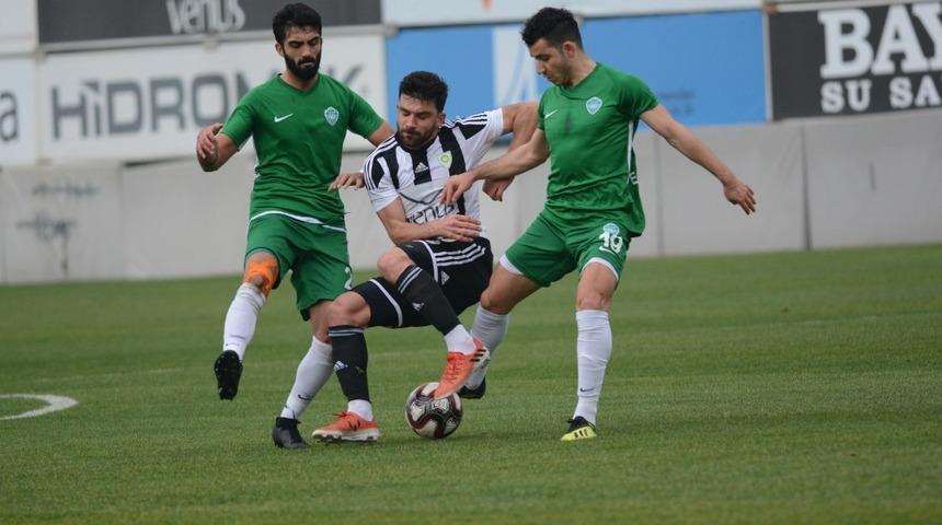 Manisa BBSK kendi evinde berabere kaldı