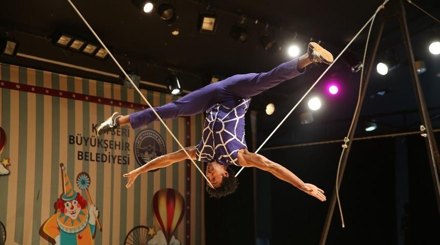 Salon Sirki&rsquo;ni 20 bin kişi izledi