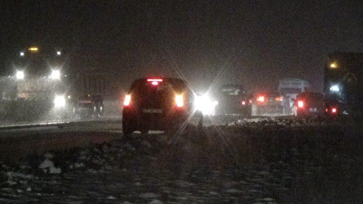 Kar ve tipi sürücülere zor anlar yaşatıyor G4