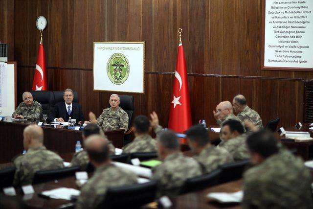 Mili Savunma Bakanı Akar, Mardin'de (2)