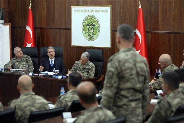 Mili Savunma Bakanı Akar, Mardin'de (2)