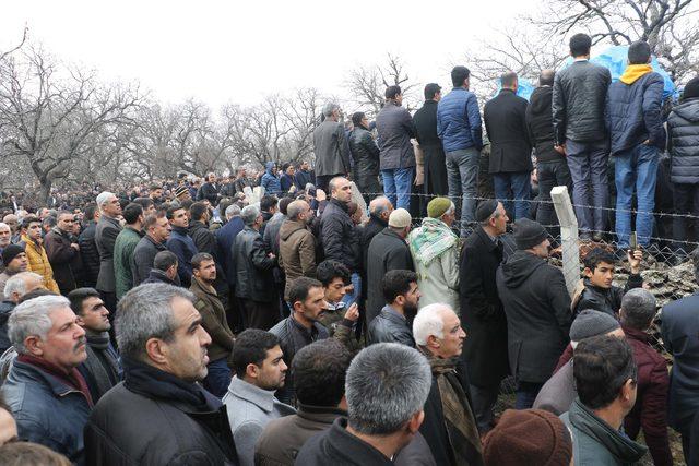 Sait Ensarioğlu, son yolculuğuna uğurlandı