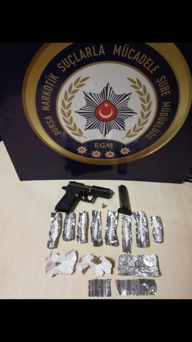 Bursa'da uyuşturucu operasyonu: 13 gözaltı