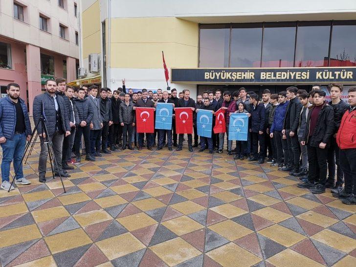 Ülkü Ocaklarından ’Doğu Türkistan Sergisi’ G1