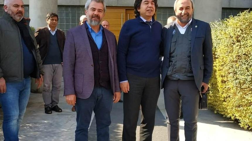 Eğitim Bir Sen Heyeti Pakistan&rsquo;daki Yetimlerle Buluştu