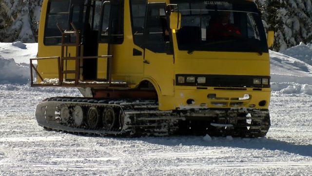 Uludağ da kar motoruna alternatif, paletli minib&uuml;s 4