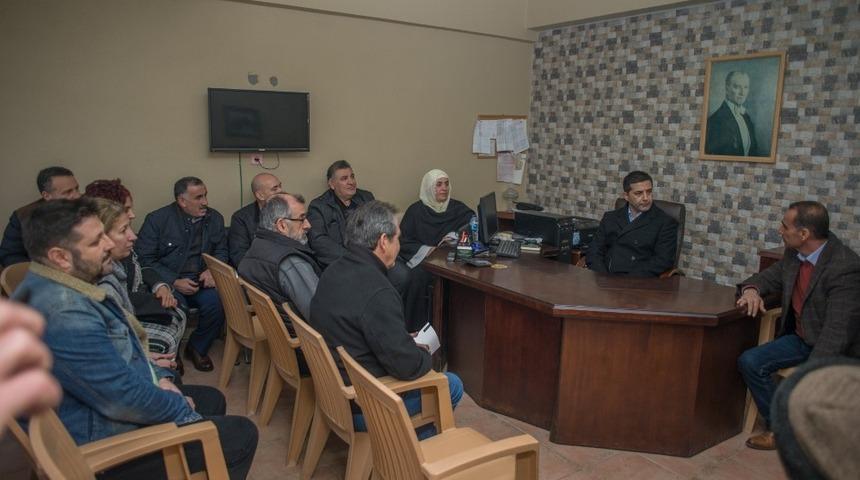 CHP Adayı &Ouml;mer G&uuml;nel ev ziyaretlerine devam ediyor
