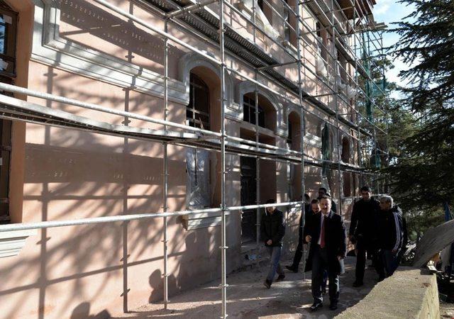 Vali Şent&uuml;rk, restorasyon &ccedil;alışmalarını inceledi 4