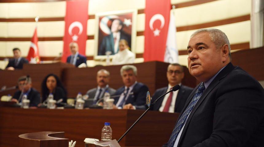 Çetin: Türkiye'de patronlar zengin, şirketler fakir