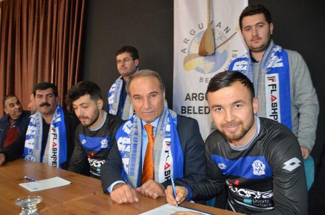 Arguvan Belediyespor’da 2 yeni transfer