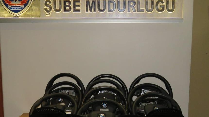 Oto fareleri tutuklandı