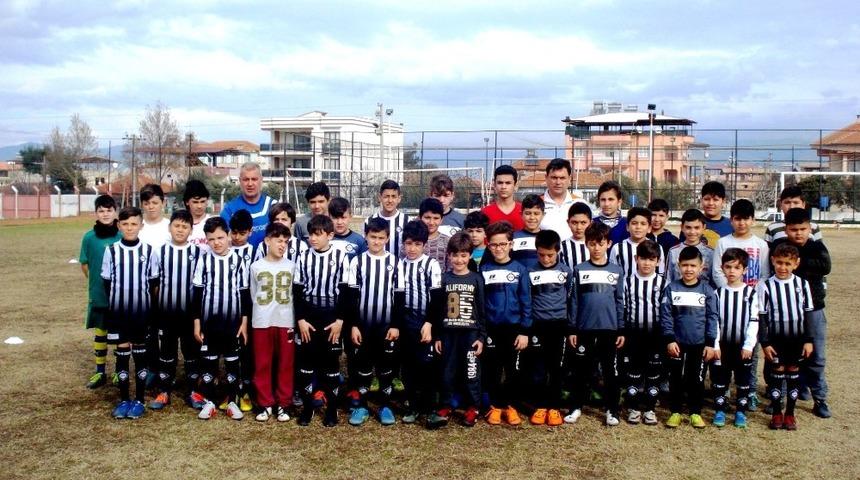 Sarıg&ouml;l&rsquo;de Altay Spor Okulu a&ccedil;ıldı