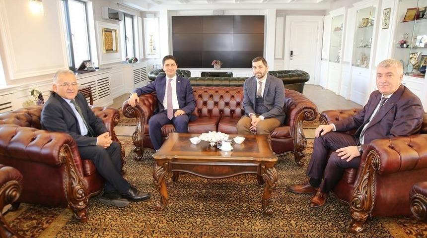 Başkan B&uuml;y&uuml;kkılı&ccedil;: &ldquo;Vatan, millet, bayrak ve T&uuml;rkiye ortak noktamız&rdquo;