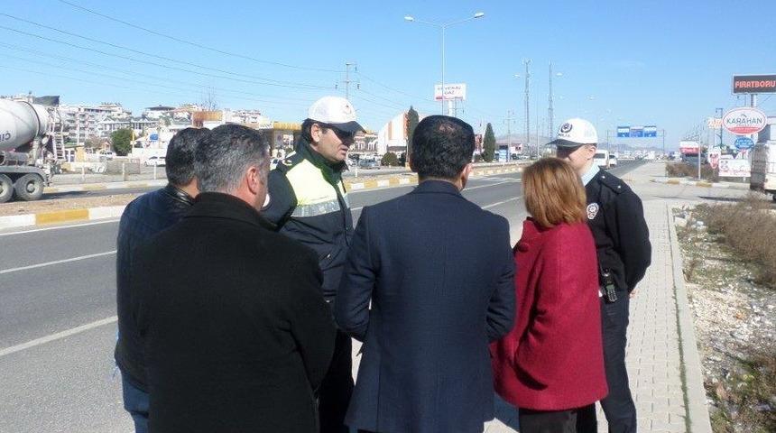 Altınşehir&rsquo;e yapılması planlanan &uuml;st ge&ccedil;idin incelemeleri tamamlandı