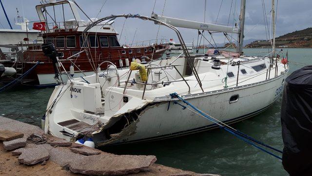 Limanda demirli tekne, fırtınada&nbsp;beton rıhtıma &ccedil;arptı 3